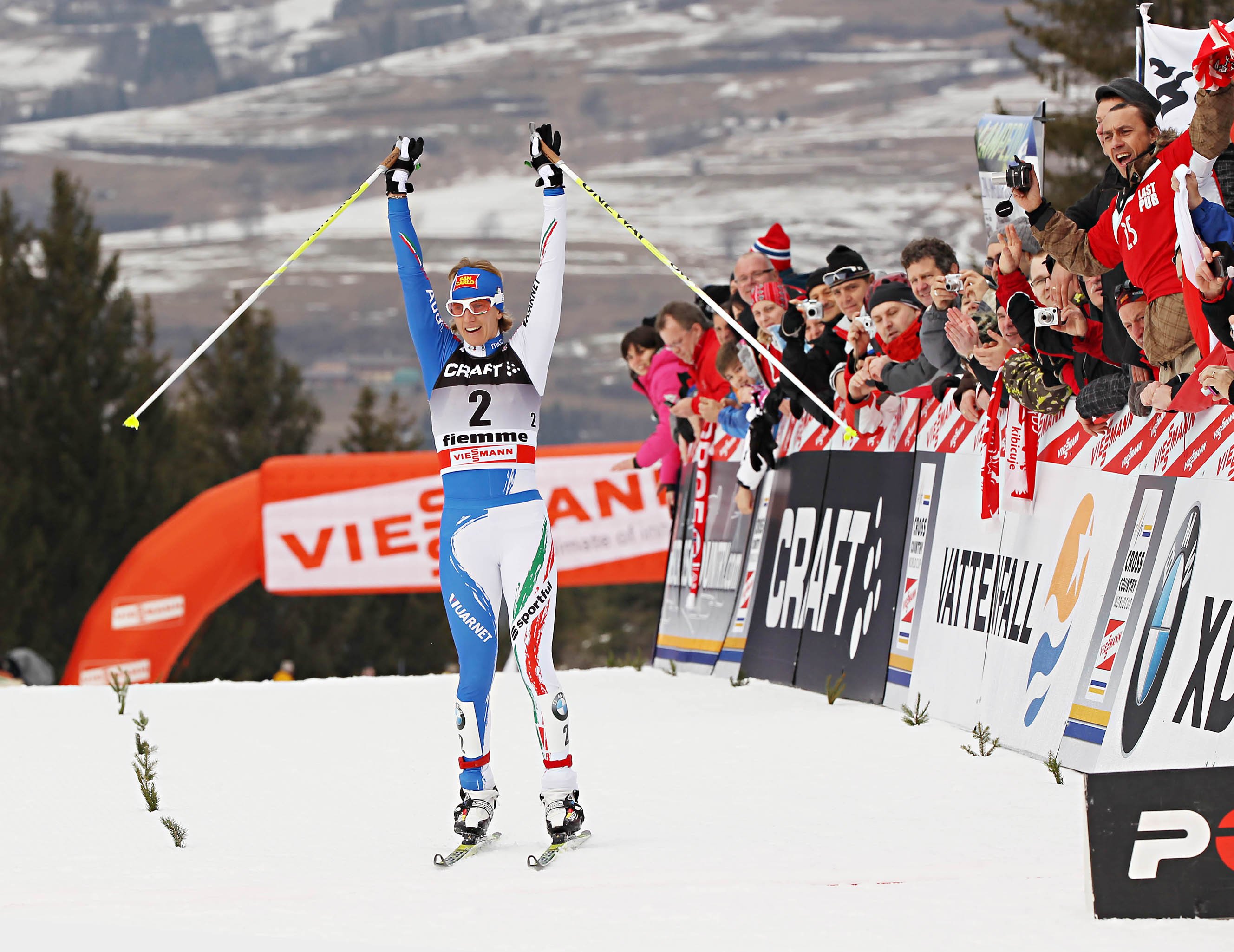 Larrivo_di_Marianna_Longa_nel_Final_Climb_del_Tour_de_Ski