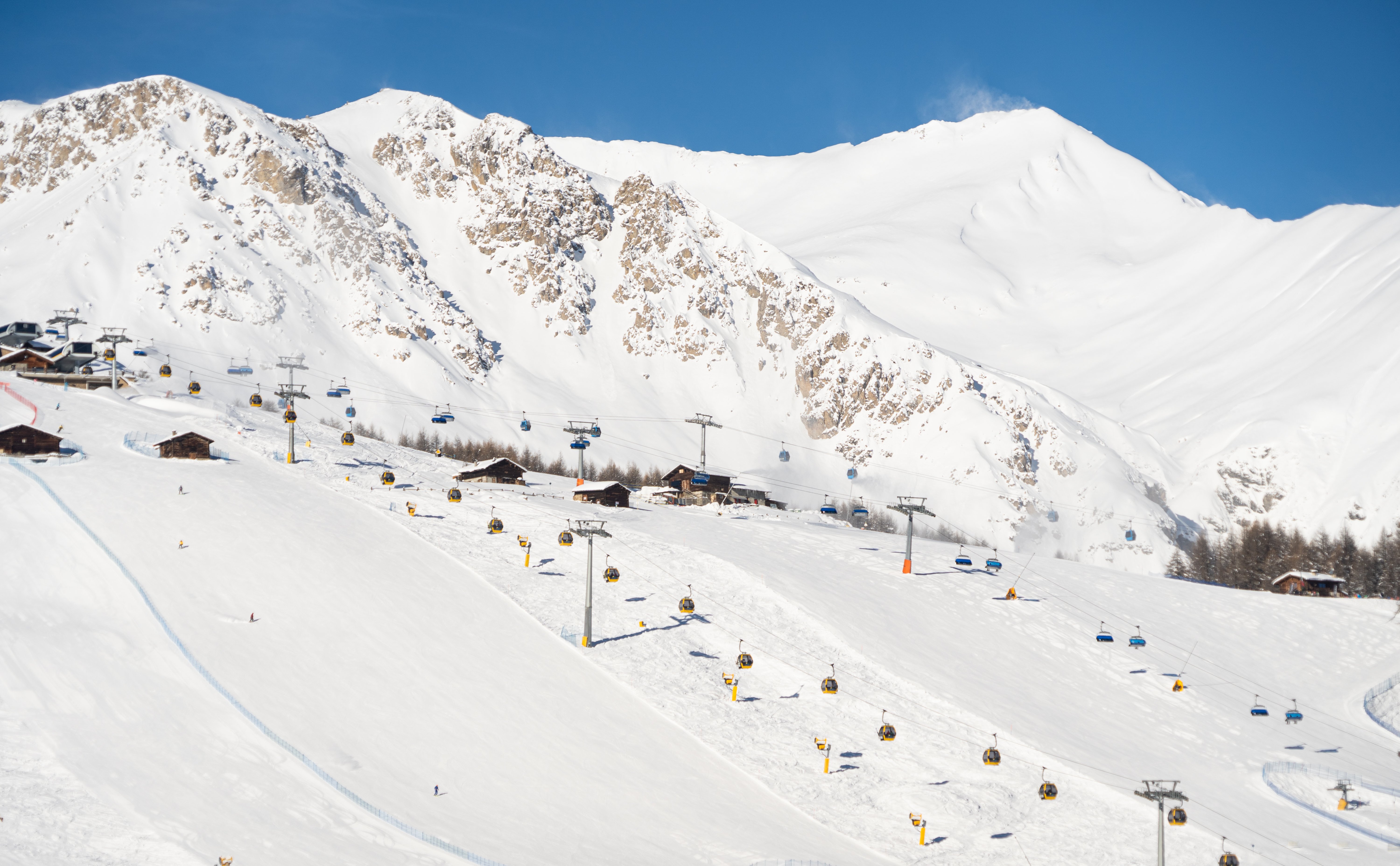 TUTTO PRONTO PER IL SUPER - G DEL 27 DICEMBRE: UNA DUE - GIORNI DI SPORT E SPETTACOLO, IN PIENO STILE LIVIGNASCO