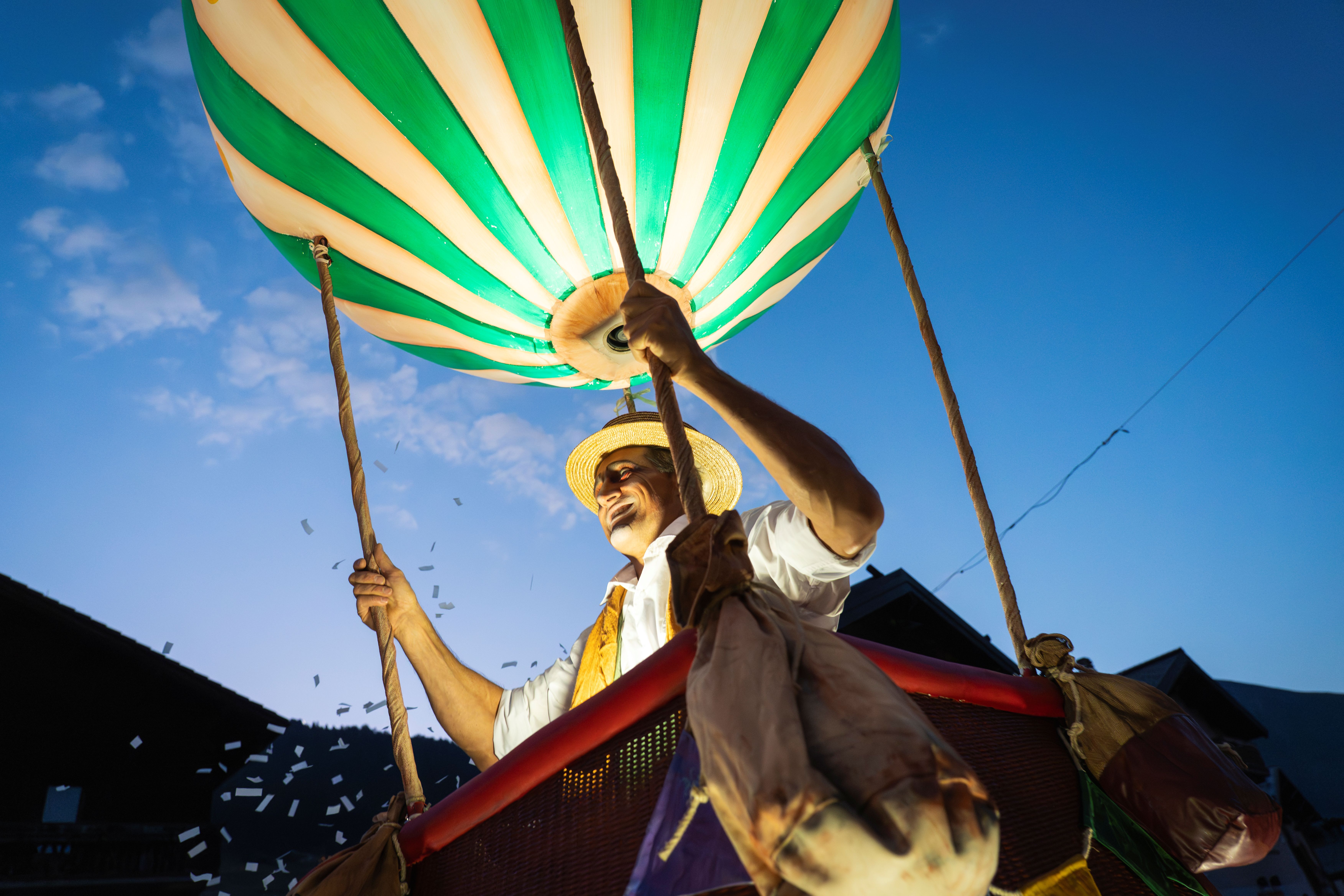 LA NOTTE NERA RETURNS: LIVIGNO TELLS THE MAGIC OF WISHES THROUGH LIGHT, ART, AND TRADITION