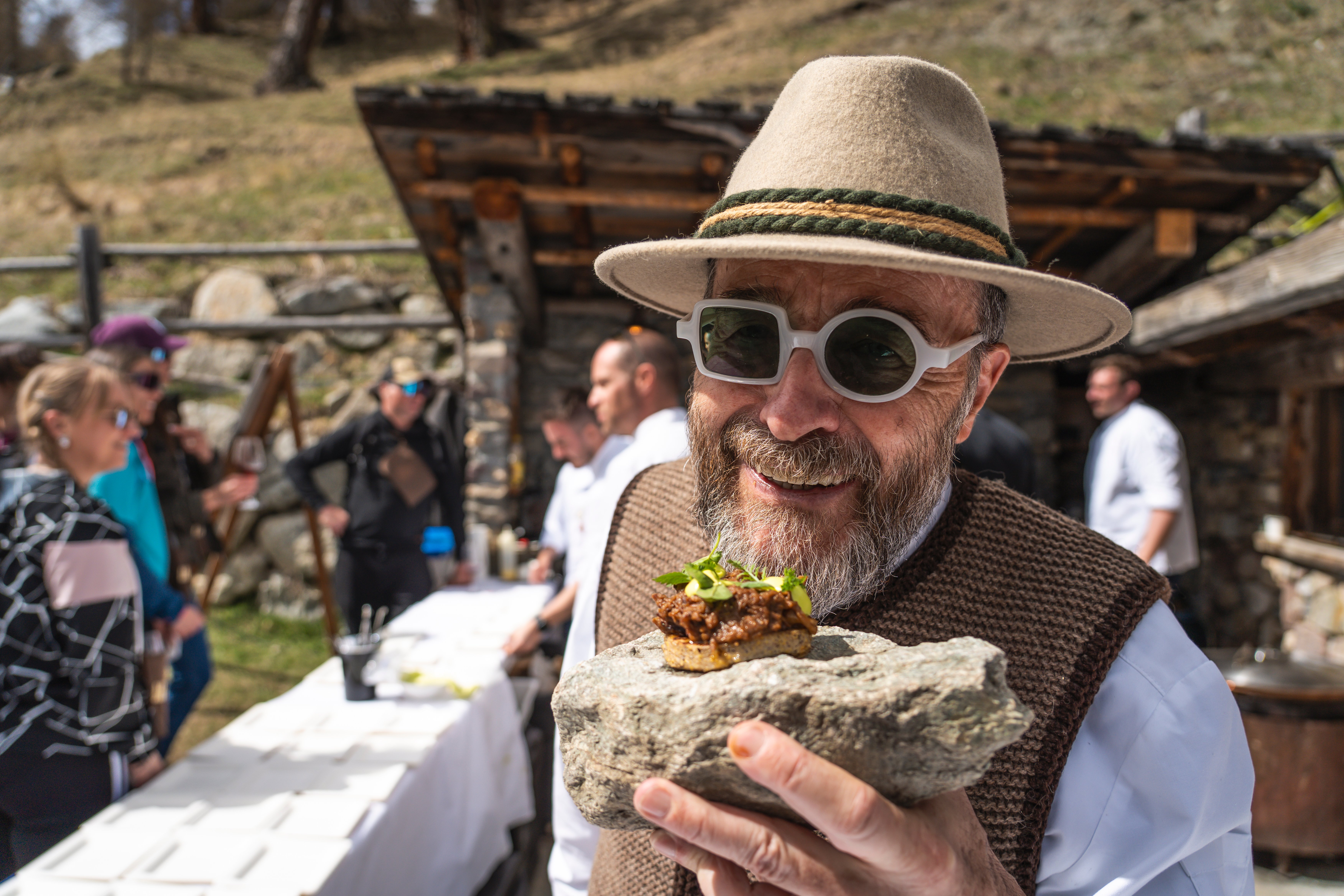 A UNIQUE GOURMET EXPERIENCE AT 1816 METERS: LIVIGNO ENCHANTS WITH SNOW FOOD MATTIAS